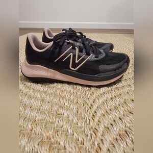 New Balance Dynasoft Black and Pink Athletic Shoes